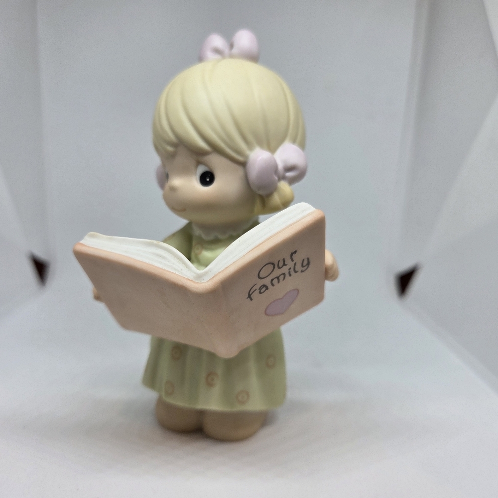 Precious Moments Family Figurine Item #745510
